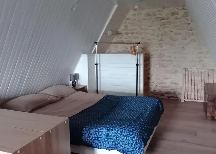 Maison Les Glycines لا روك-غاجياك